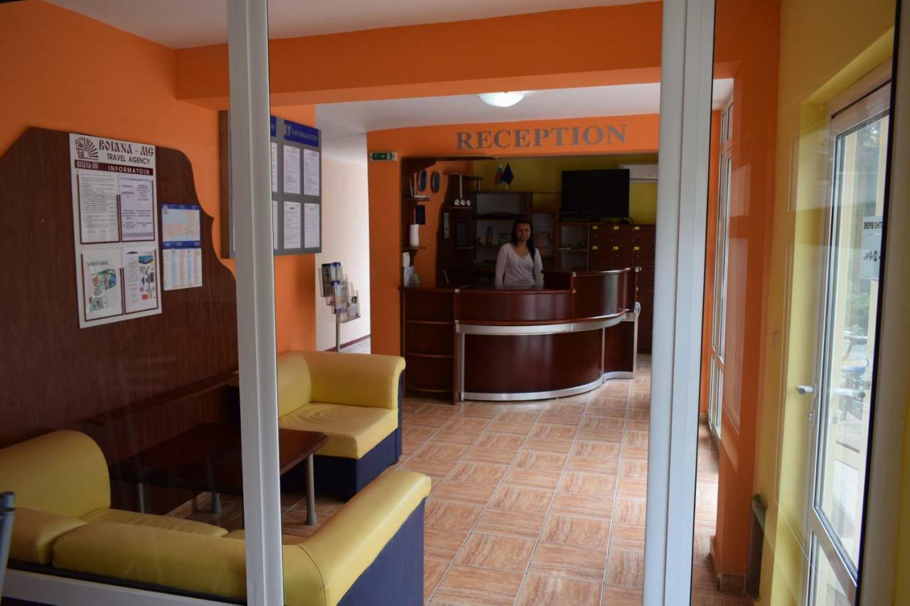 Ahilea Hotel - Free Pool Access Balchik Exterior photo